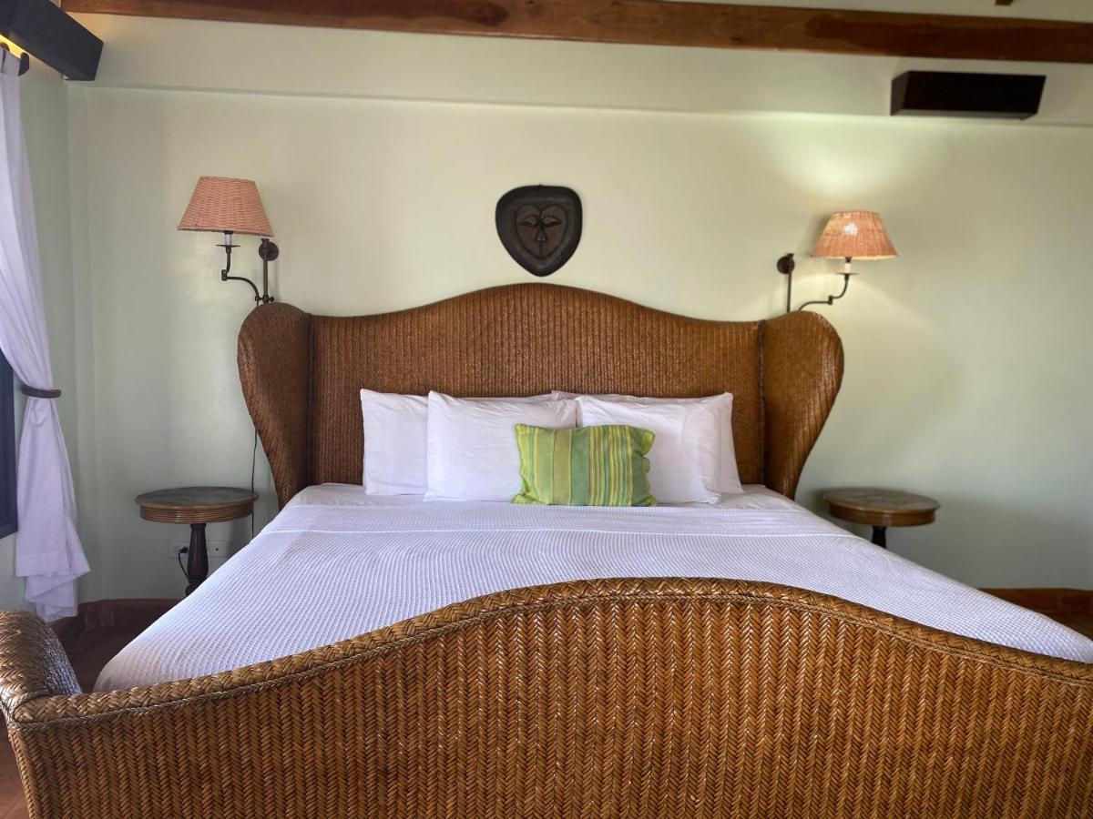 Tranquility Beach Suites Placencia 外观 照片