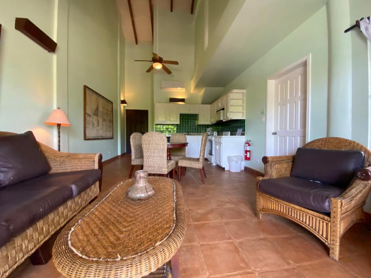 Tranquility Beach Suites Placencia 外观 照片