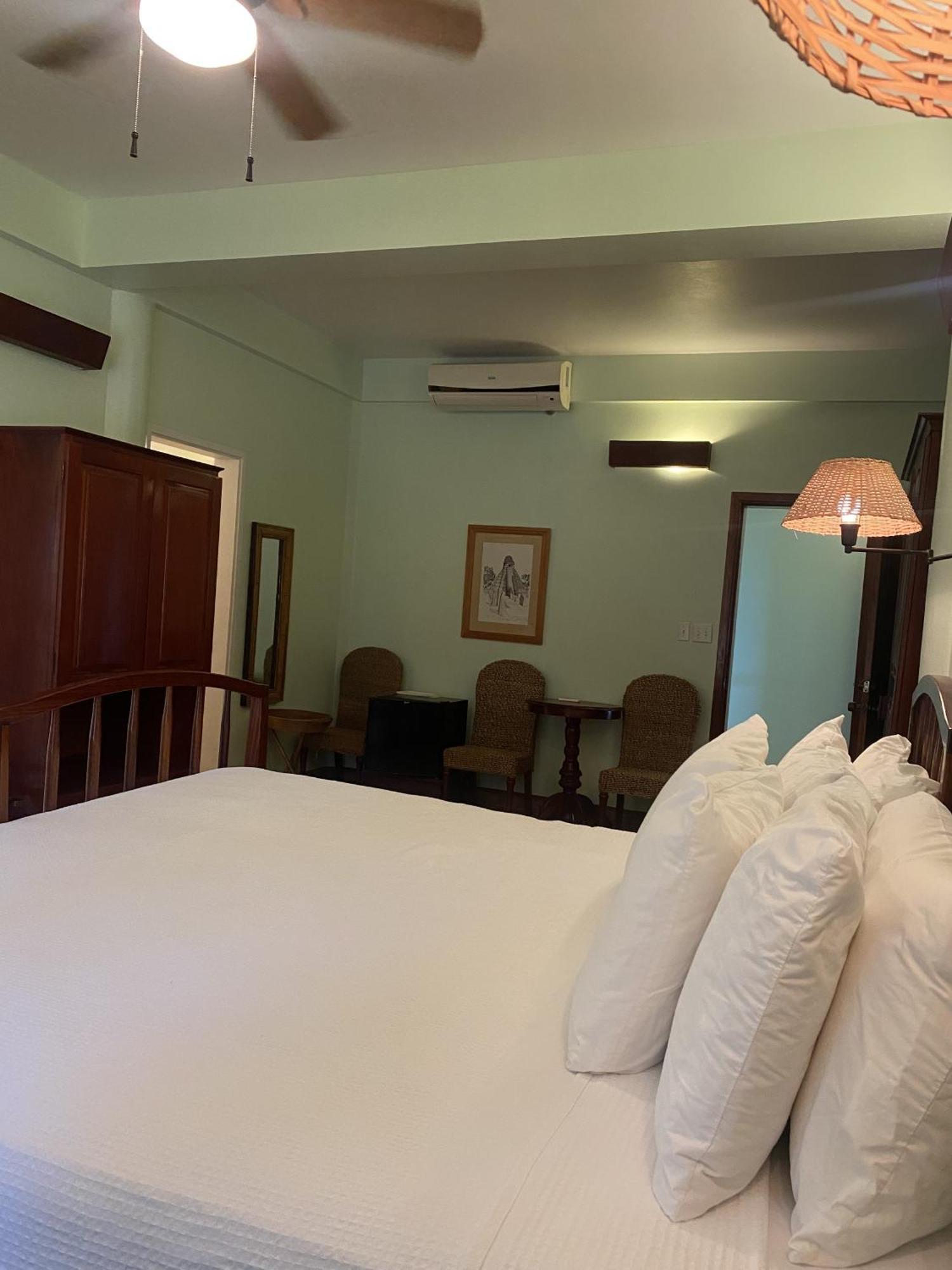 Tranquility Beach Suites Placencia 客房 照片